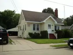 2018-09/UW-OSHKOSH-Apartment-Building-431573.webp