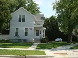 2018-09/UW-OSHKOSH-Apartment-Building-431599.webp