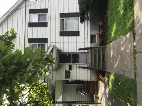 S Bed 33 Haendel St Binghamton, NY 13905 4