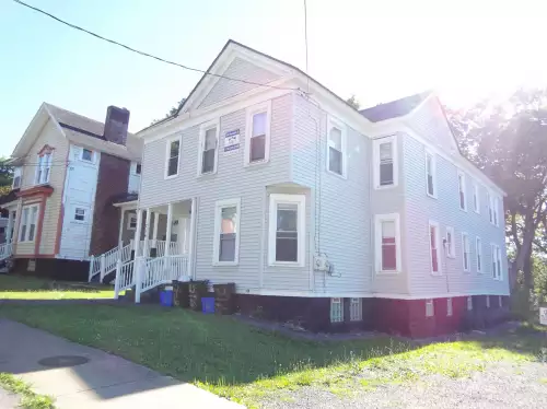 2018-10/SYRACUSE-Apartment-Building-474439.webp