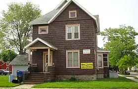 2018-10/UW-OSHKOSH-Apartment-Building-468878.webp