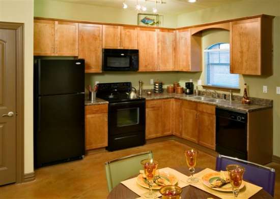 Baylor-University-Apartment-Building-487197