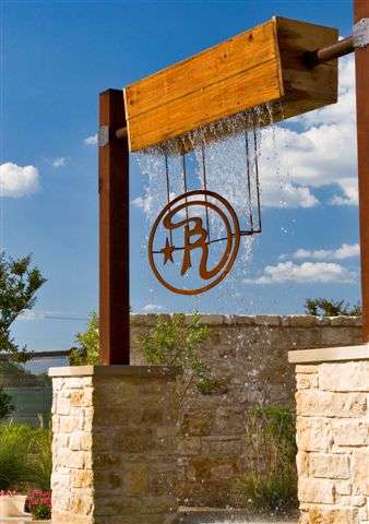Baylor-University-Apartment-Building-487216