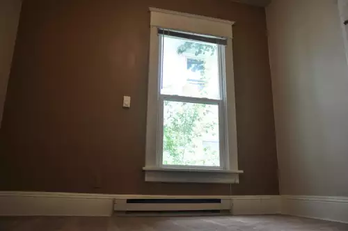 S Bed 1107 Cherry St, Oshkosh, WI 54901, USA 11