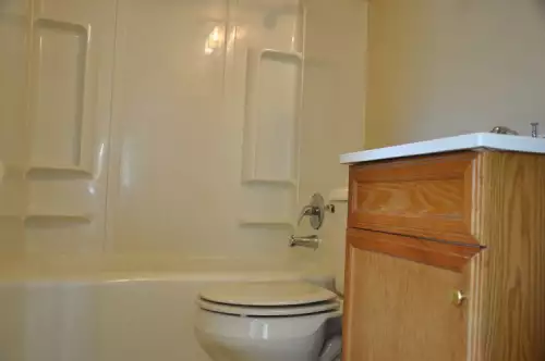 S Bed 1107 Cherry St, Oshkosh, WI 54901, USA 16