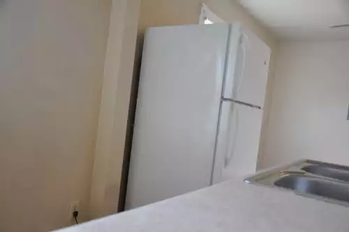 S Bed 1107 Cherry St, Oshkosh, WI 54901, USA 22