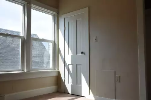 S Bed 1107 Cherry St, Oshkosh, WI 54901, USA 24