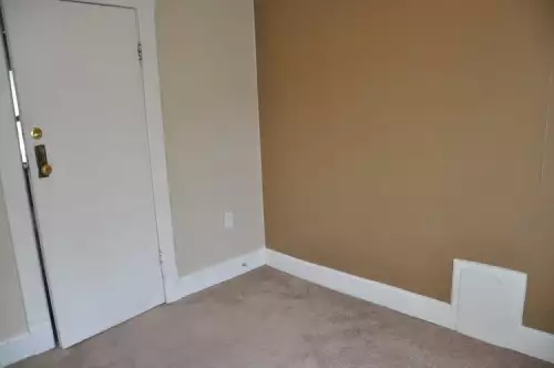 S Bed 1107 Cherry St, Oshkosh, WI 54901, USA 26