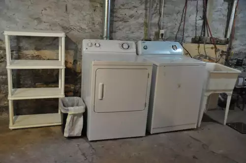 S Bed 1107 Cherry St, Oshkosh, WI 54901, USA 33