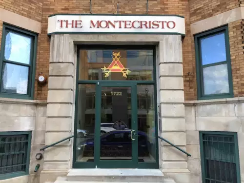 2018-12/MARQUETTE-Apartment-Building-491899.webp