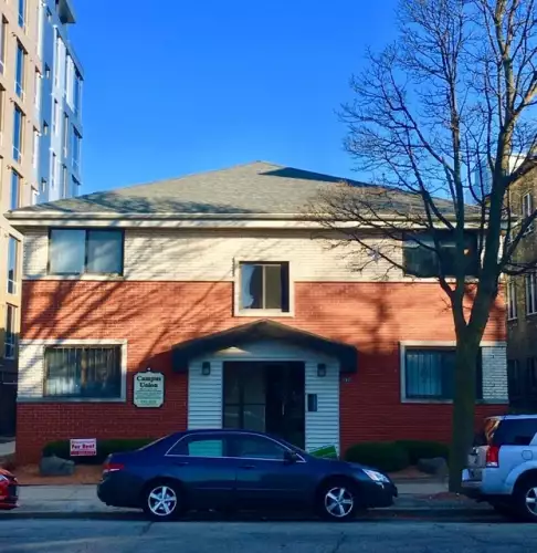 2018-12/MARQUETTE-Apartment-Building-493327.webp