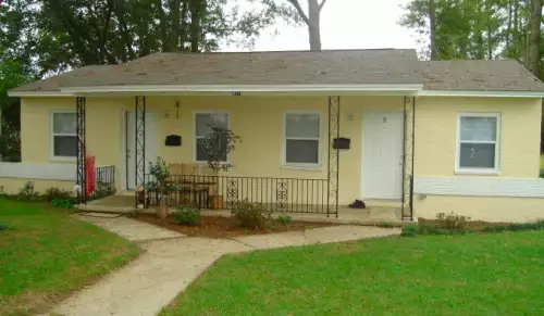 2019-01/FSU-Apartment-Building-515245.webp