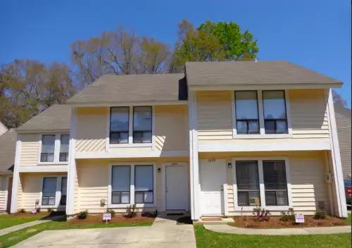 2019-01/FSU-Apartment-Building-515255.webp