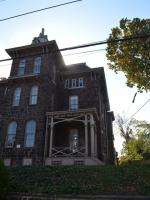 2019-02/University-of-Pennsylvania-Apartment-Building-527950.jpg