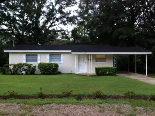2019-03/FSU-Apartment-Building-539814.webp