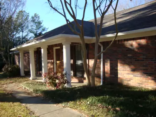 2019-03/MISSISSIPPI-STATE-Apartment-Building-538217.webp