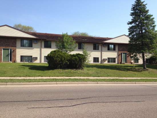 2019-04/UWEC-House-554069.JPG