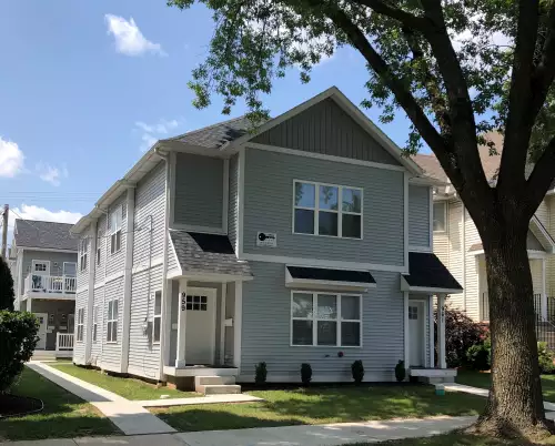 2019-07/MARQUETTE-Apartment-Building-564298.webp