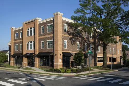 UDEL-Apartment-Building-566816.webp