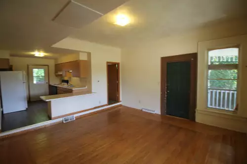 2019-08/UW-WHITEWATER-Apartment-Building-566230.webp