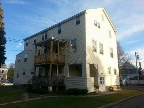 SUNY-Plattsburgh-Apartment-Building-573191.jpg