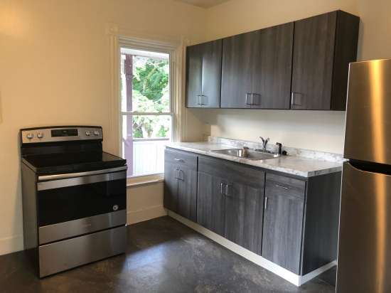 2019-09/SUNY-Plattsburgh-Apartment-Building-573576.jpg