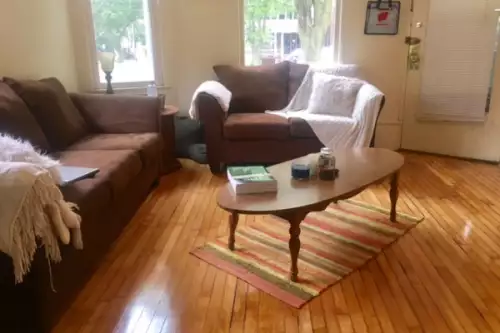 S Bed 453 W Washington Ave, Madison, WI 53703 15