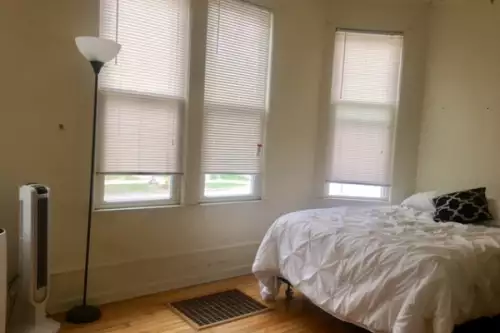 S Bed 453 W Washington Ave, Madison, WI 53703 16