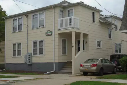 2019-10/MADISON-Apartment-Building-596600.webp