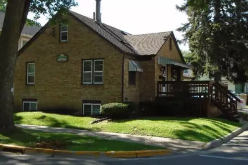 2019-10/MADISON-Apartment-Building-596733.webp