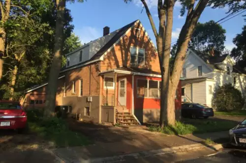 2019-10/MADISON-Apartment-Building-596758.webp
