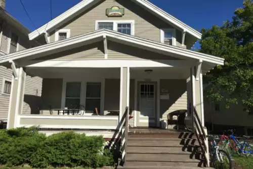 2019-10/MADISON-Apartment-Building-597076.webp