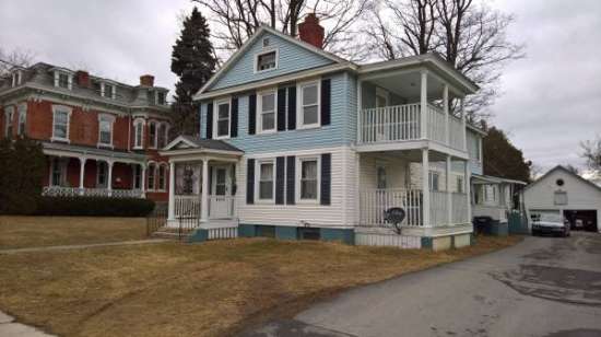2019-10/SUNY-Plattsburgh-House-609055.jpg