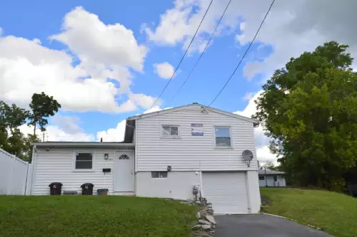 2019-10/SYRACUSE-Apartment-Building-601812.webp