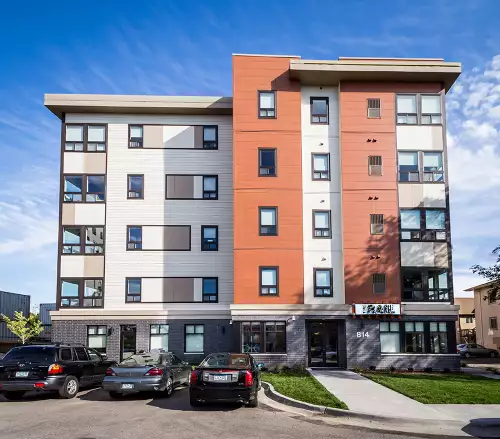 2019-10/UNIVERSITY-OF-MINNESOTA-Apartment-Building-602469.webp