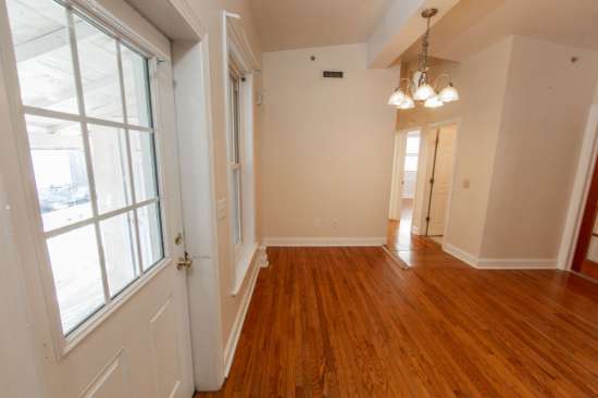 2019-10/West-Chester-University-Apartment-Building-598448.jpg