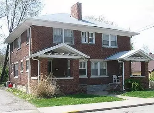 2019-11/IU-Apartment-Building-612591.webp