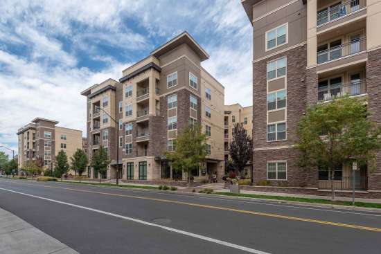 Colorado-State-University-Apartment-Building-624092.jpg
