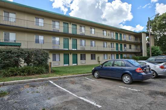 2020-01/Florida-State-University-Apartment-Building-631645.jpg