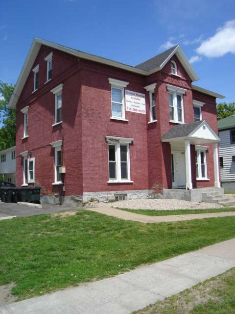 2020-01/SUNY-Plattsburgh-Apartment-Building-627223.jpg