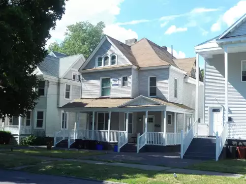 2020-02/SYRACUSE-Apartment-Building-650280.webp
