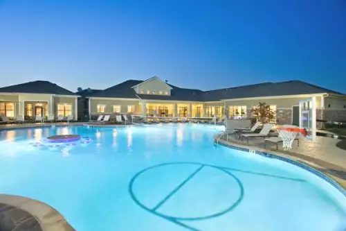 S Bed The Domain at Columbia 18