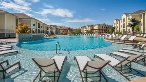 S Bed The Domain at Columbia 0