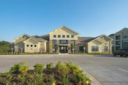 S Bed The Domain at Columbia 26