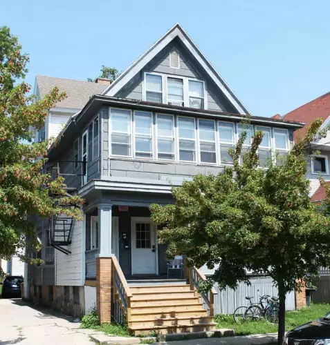 2020-06/MADISON-Apartment-Building-678331.webp
