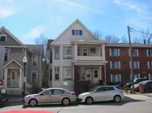 2020-06/MADISON-Apartment-Building-679890.webp