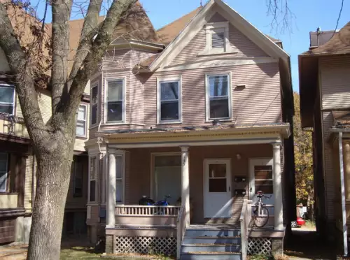 2020-06/MADISON-Apartment-Building-681139.webp