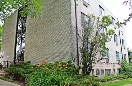 2020-06/MADISON-Apartment-Building-681290.webp