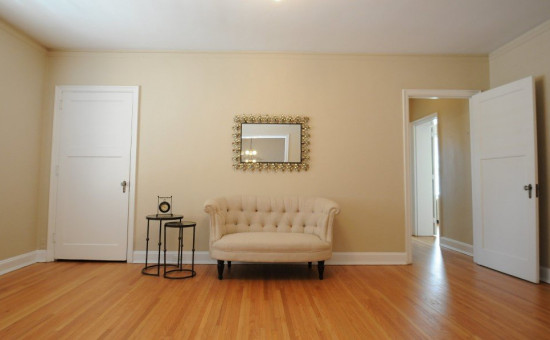 S Bed Blackstone Apts 1