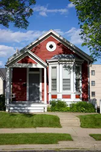2020-07/MARQUETTE-Apartment-Building-684832.webp
